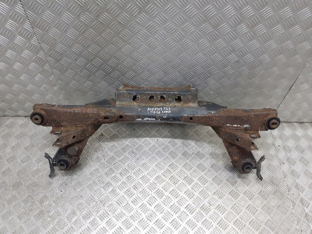 фото №1, Балка підвіска задня toyota avensis t25 kombi