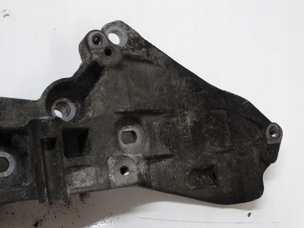 фото №10, Кронштейн кронштейн генератора renault laguna iii