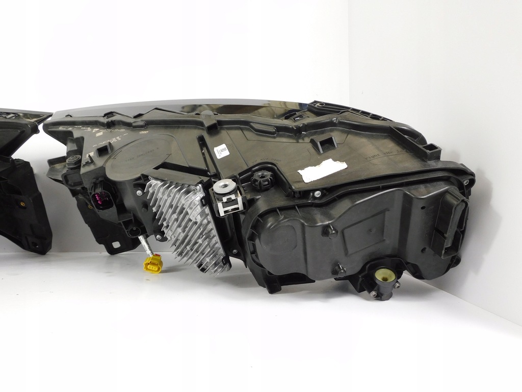 фото №12, Audi q7 4m lift лампа правая левая matrix 4m0941040c 4m0941039c