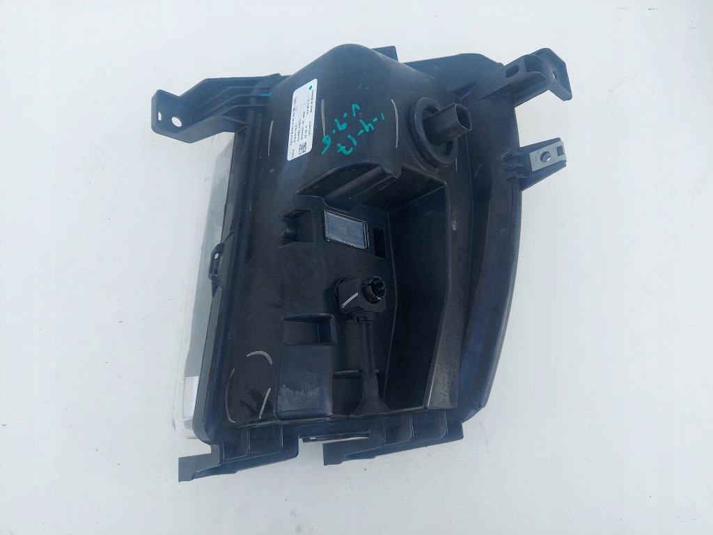 Tesla model x протитуманна фара led drl правий перед в Україні