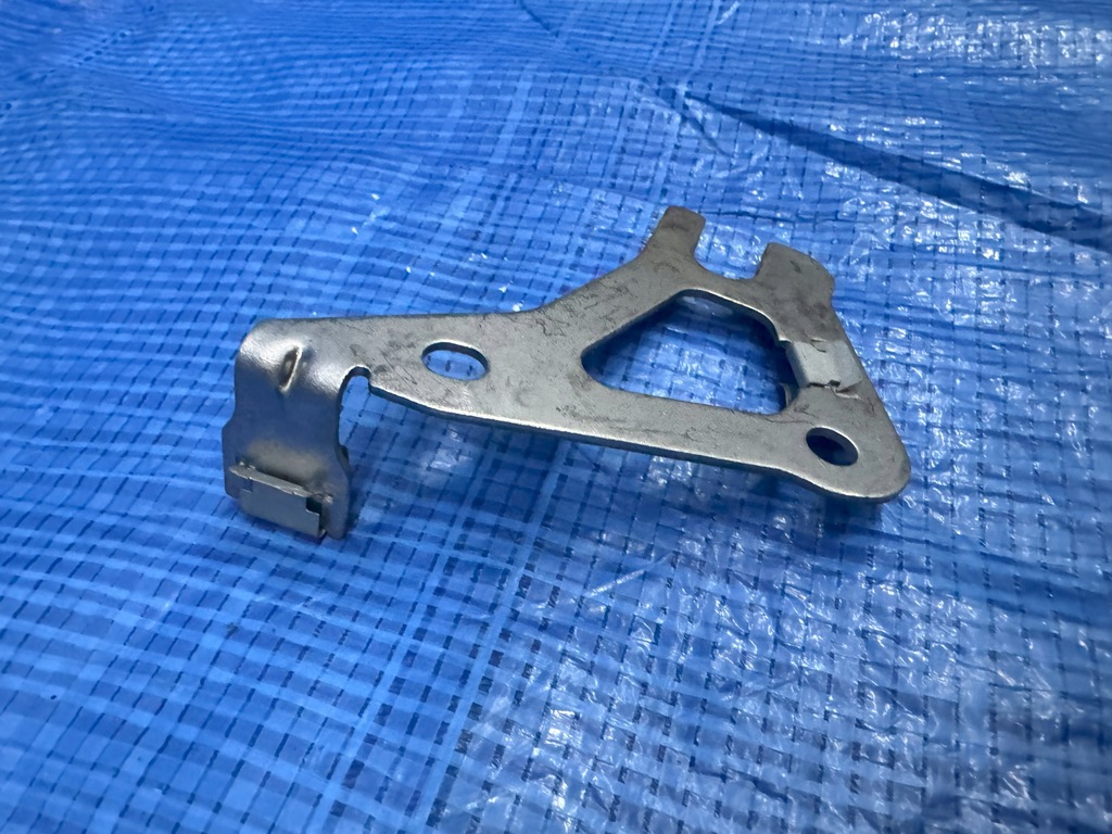 фото №6, Кронштейн кронштейн renault austral 1.2 e-tech 207176373r