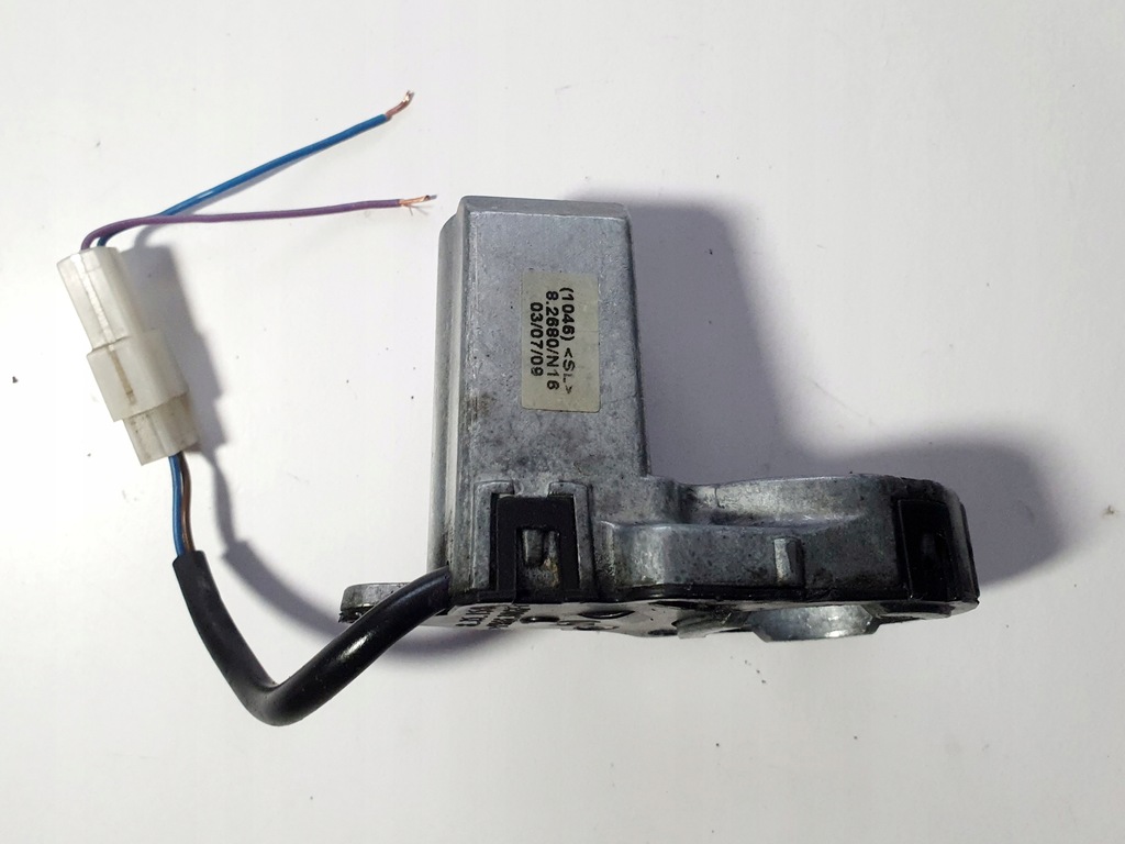 фото №7, Моторчик складывания зеркало правый vw passat b7 cc jetta оригинальный номер