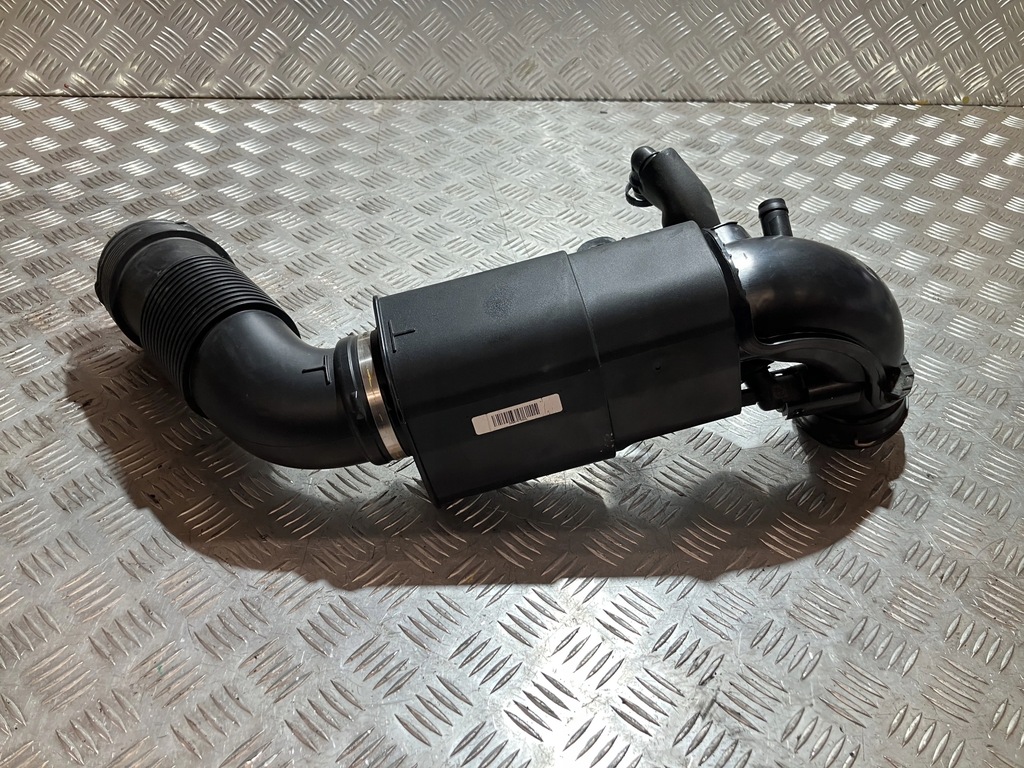 фото №1, Резонатор труба воздуха интеркулер bmw 1 f40 2.0i