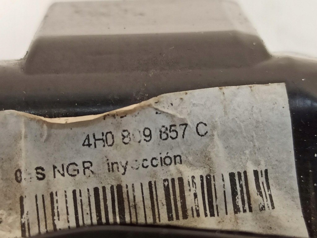 фото №7, Audi a8 d4 крышка заливной топлива ly9t y9t 4h0809857c