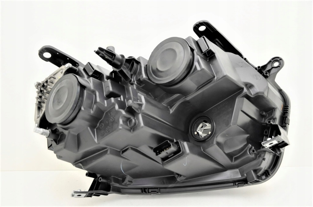 Фара левый фара dacia duster 2018 + led Доставка