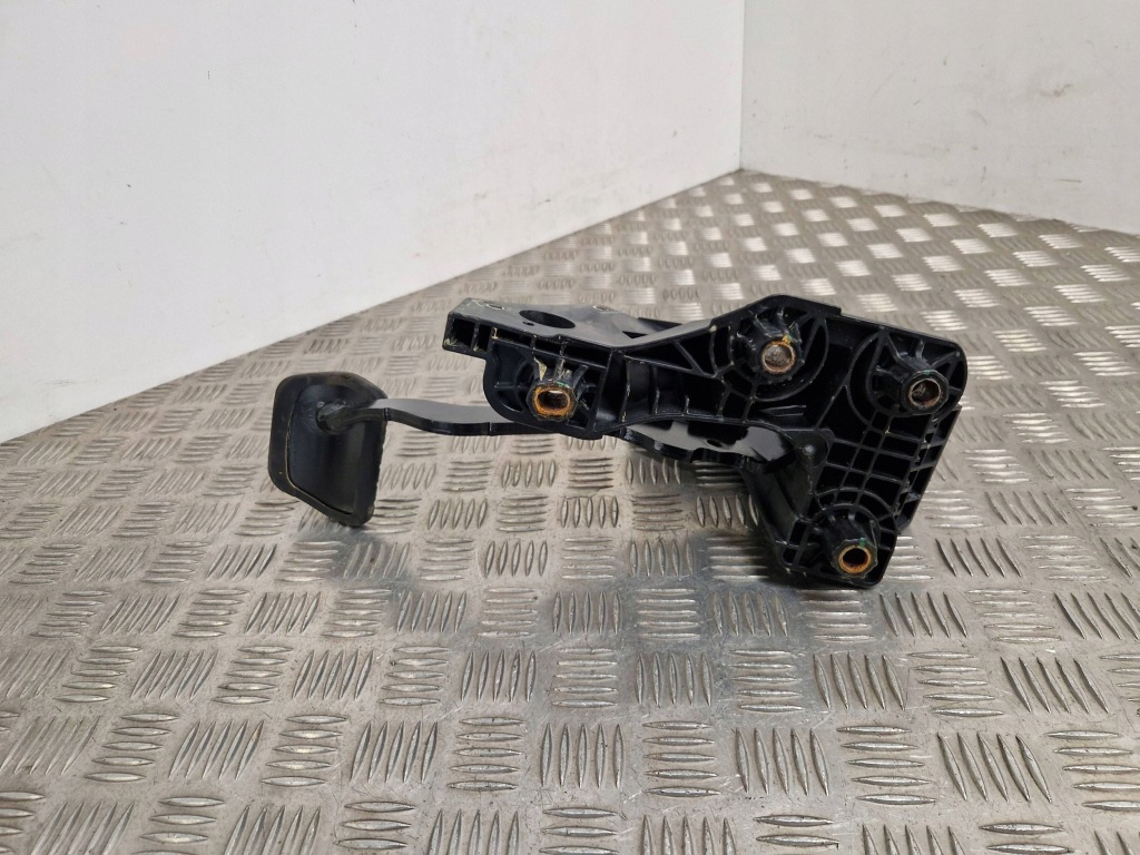 фото №4, Nissan juke ii f16 2020 педаль тормоза