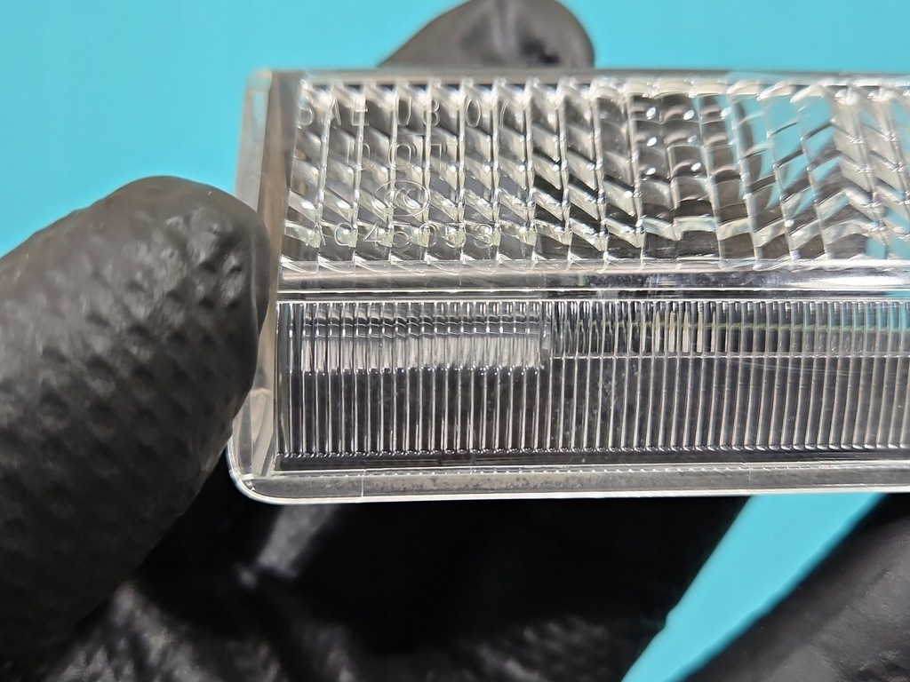 фото №9, Третий свет стоп стоп-сигнал toyota rav4 iv 13-