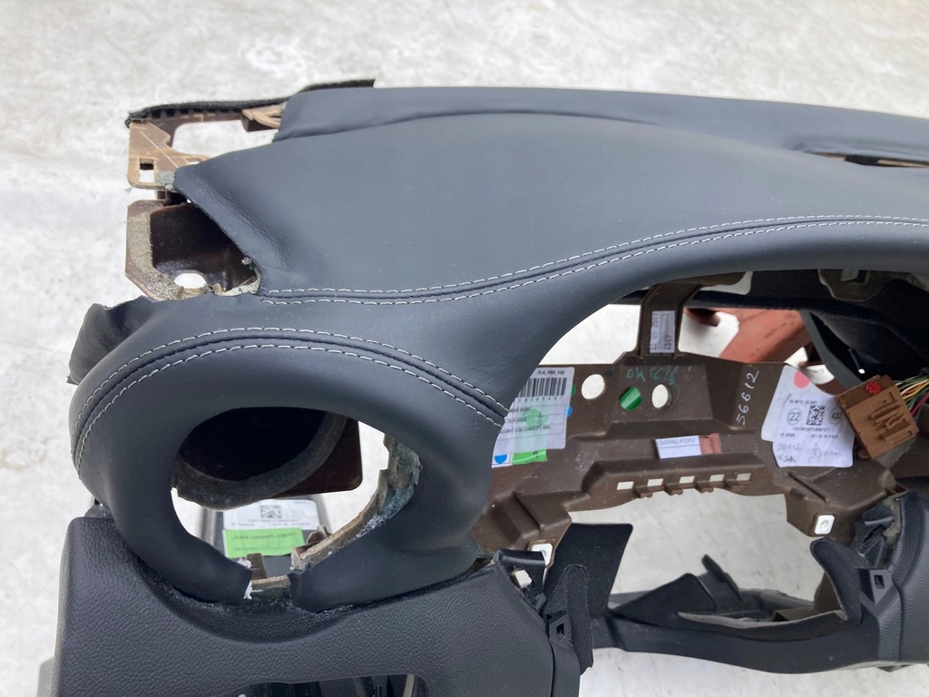 фото №5, Alfa romeo giulia панель приладів консоль шкіра подушка безпеки подушки безпеки повітряні ремені usa !