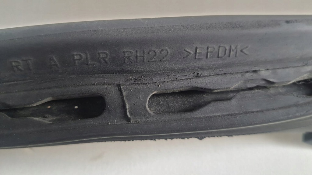 фото №3, Прокладка дверь chrysler voyager 447