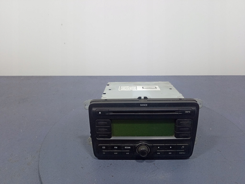 фото №1, Skoda fabia ii 5j радио cd заводской oem dance 5j0035161