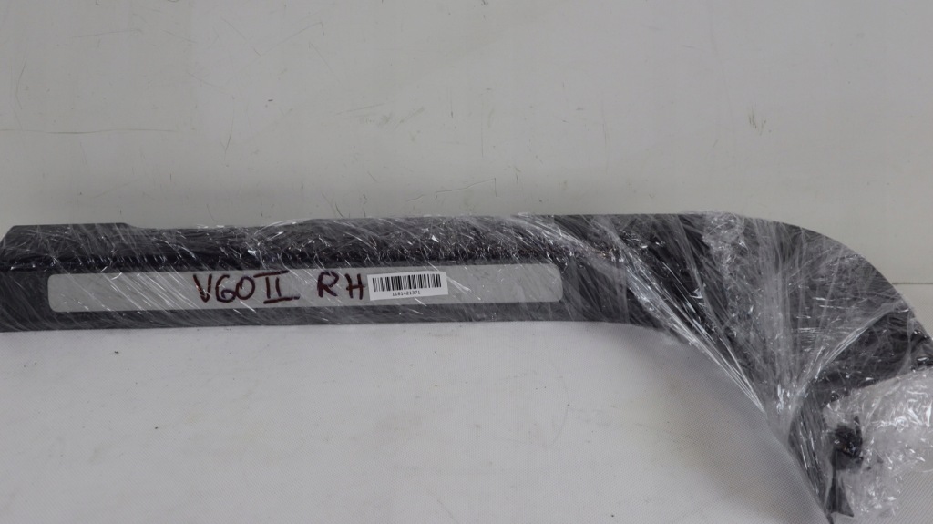 фото №9, Volvo v60 ii молдинг порог правая перед 31468387