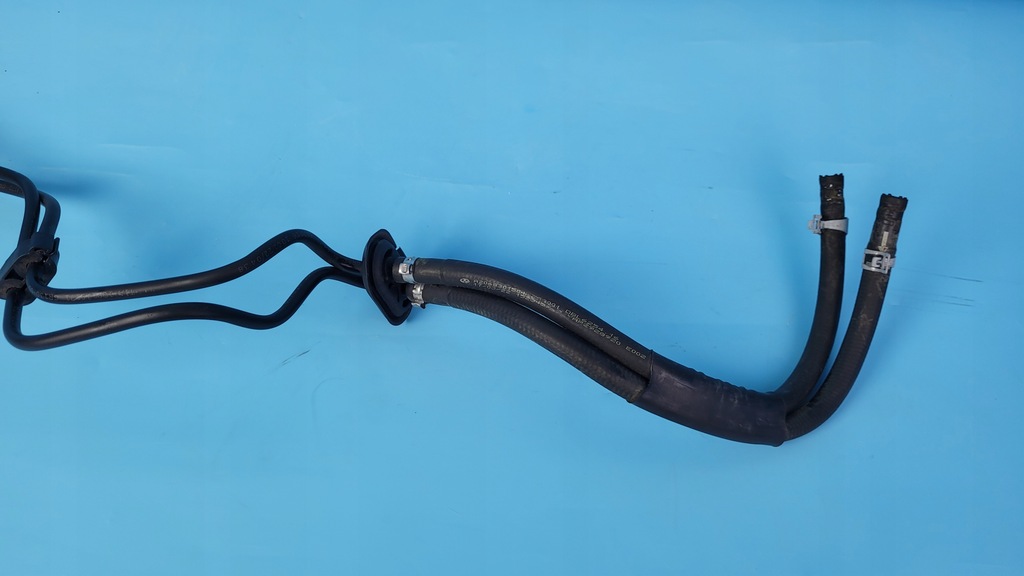 фото №6, Mercedes w206 22r шланг гибкий wąż wody a2068301504