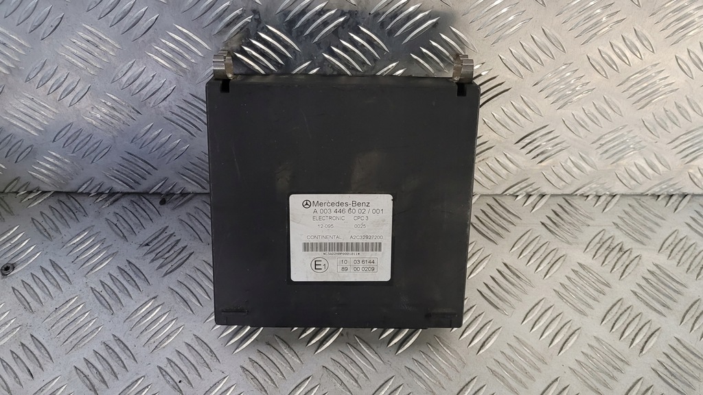 фото №1, Блок управления модуль бортовой компьютер cpc3 mercedes actros a0034466002