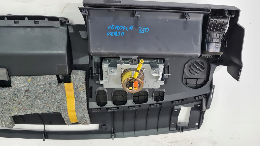 фото №14, Toyota corolla verso ii приборная панель консоль подушка безопасности ремни