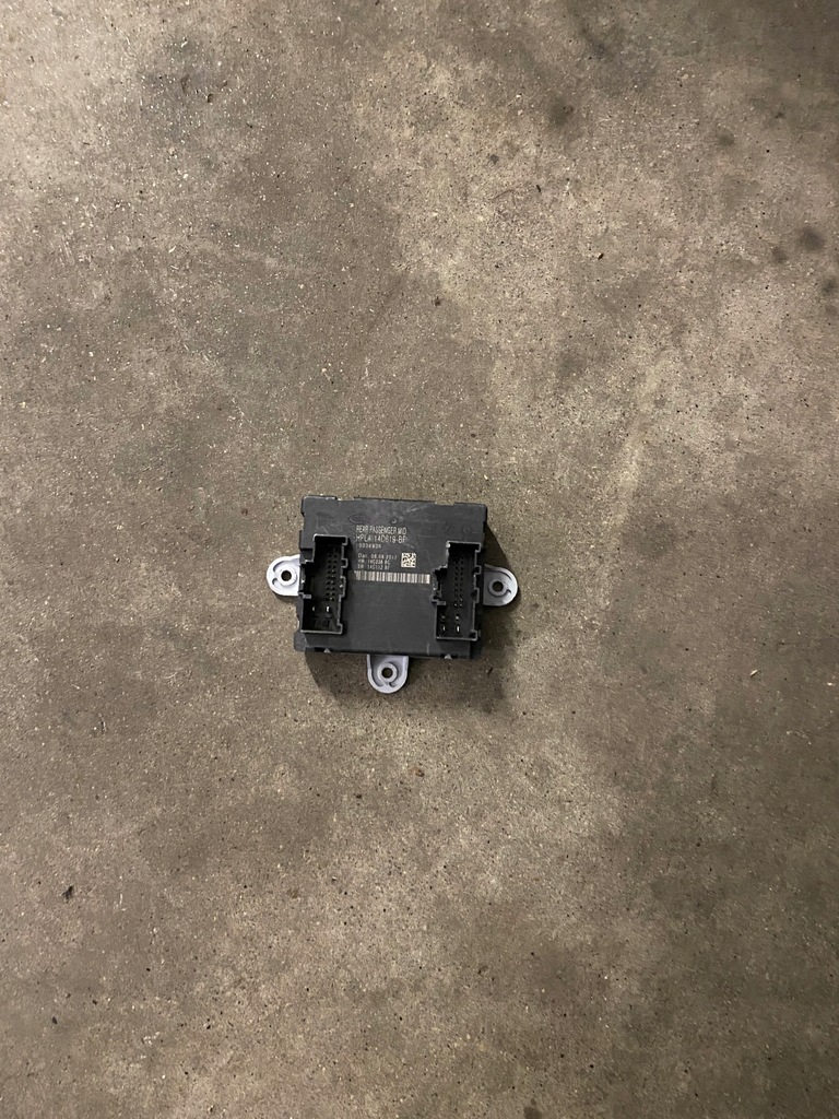 фото №1, Range rover discovery v модуль блок управления дверь