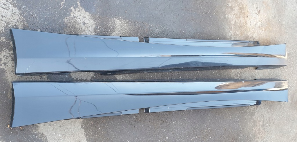 фото №1, Молдинг порог накладка порог bmw 1 e87 lift оригинальный номер