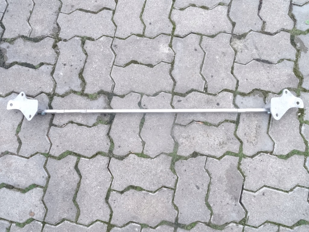 фото №1, Audi a8 d2 99-02 розпірка кронштейн 4d0805772e