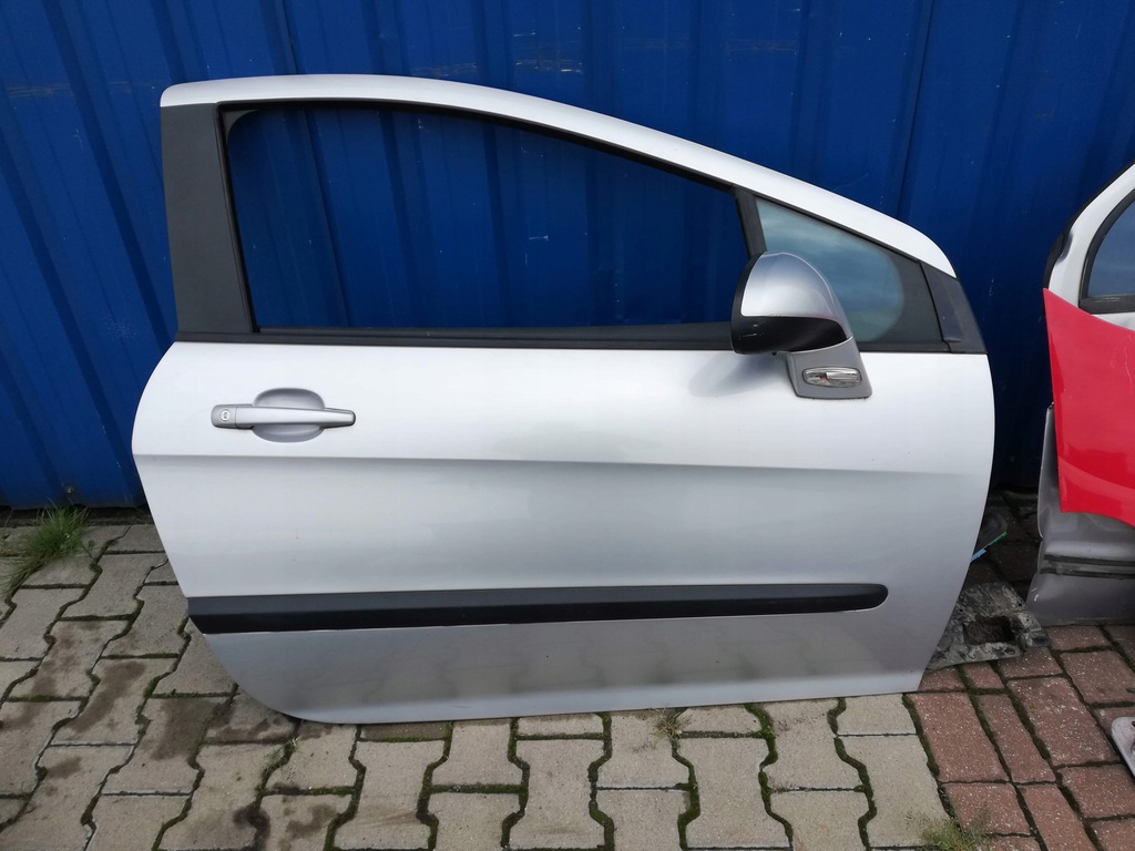 фото №1, Peugeot 308 t7 3d правое дверь