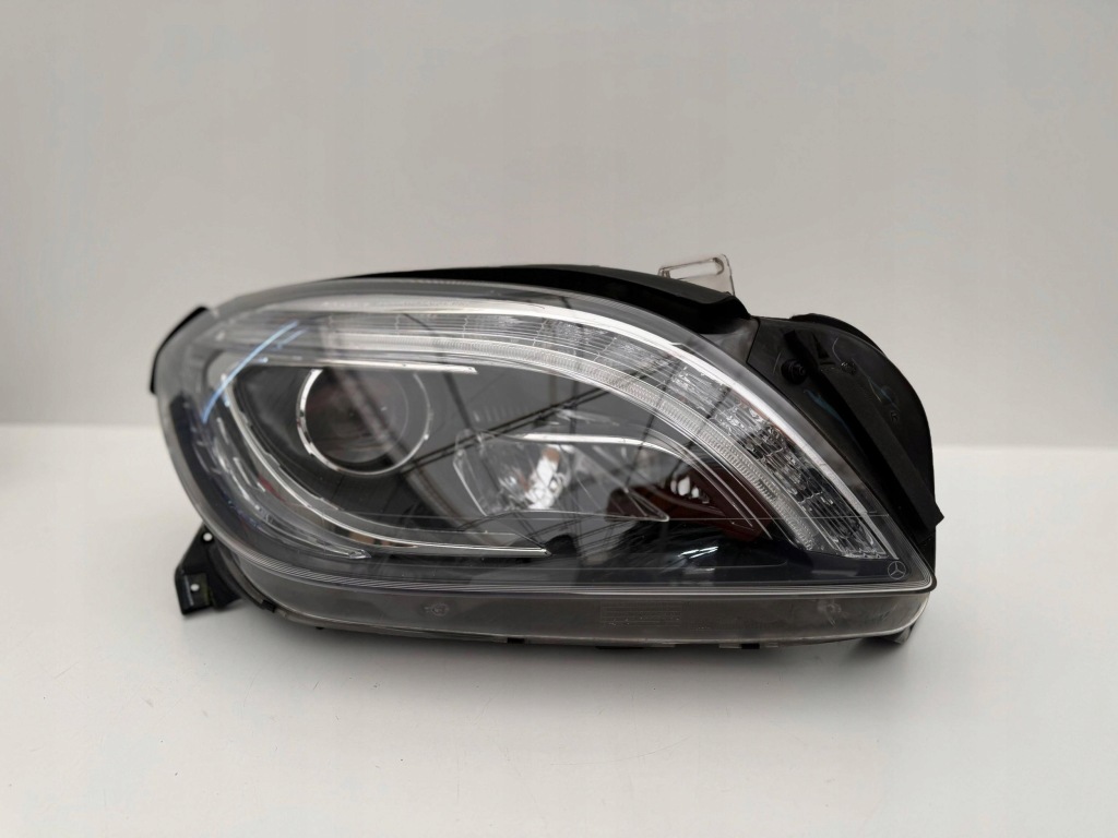 Купити Mercedes ml 166 лампа права перед 1668204061 оригінал