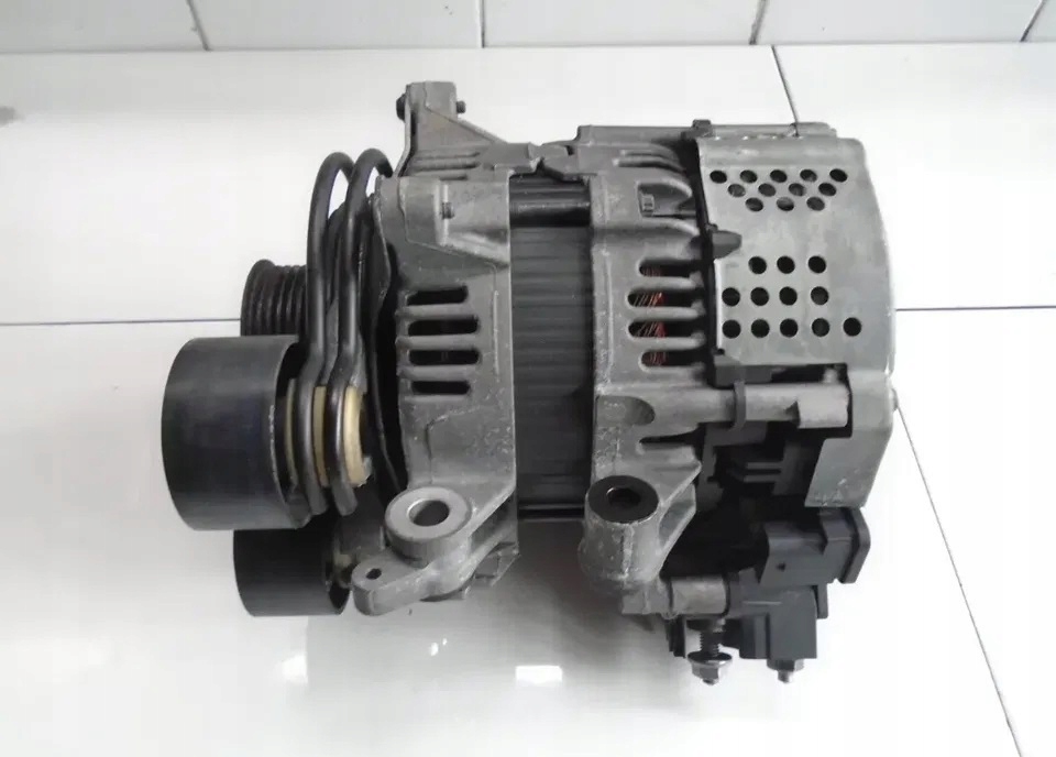 фото №1, Volvo xc60 2.0 t8 d420t8 генератор