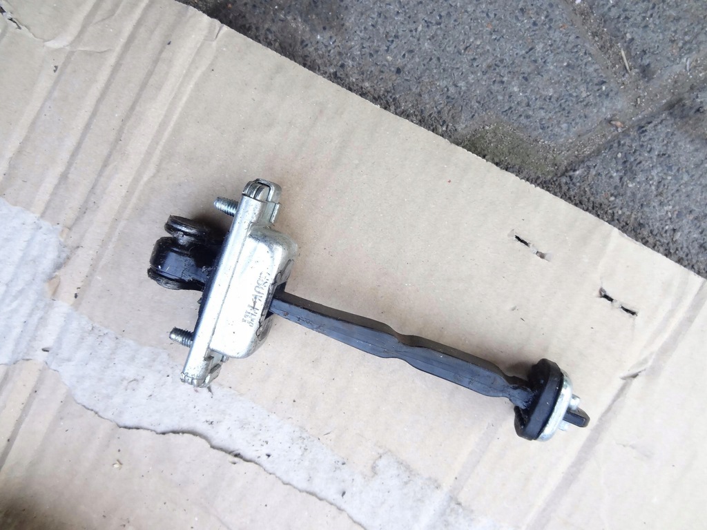 фото №1, Ограничитель дверь opel mokka a