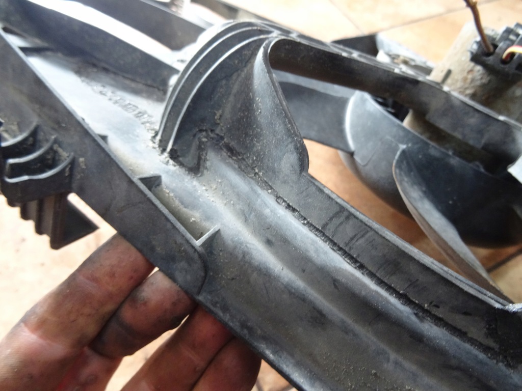 фото №8, Corsa c 1.2b вентилятор радиатора 8038845