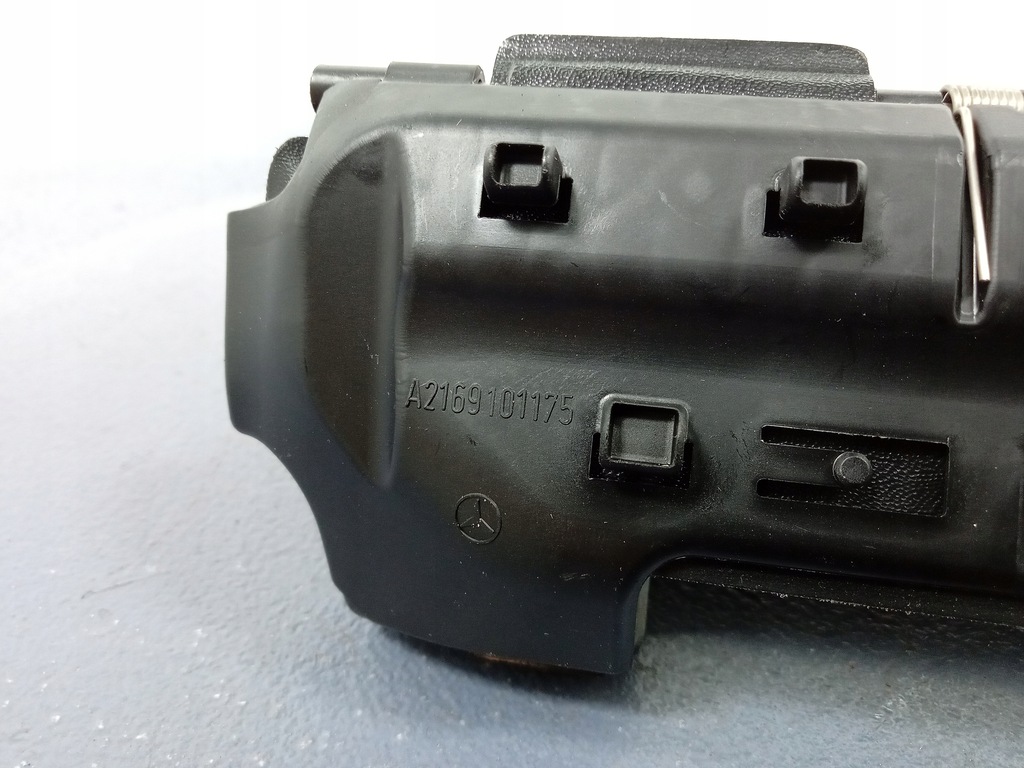 фото №4, Mercedes cl w216 захист підголівник задня a2169101175