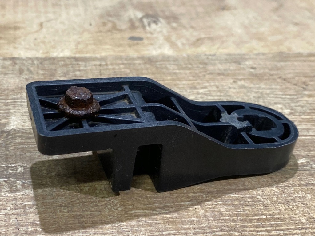 фото №1, Кронштейн радиатора верхний range rover hpla-8044-aa