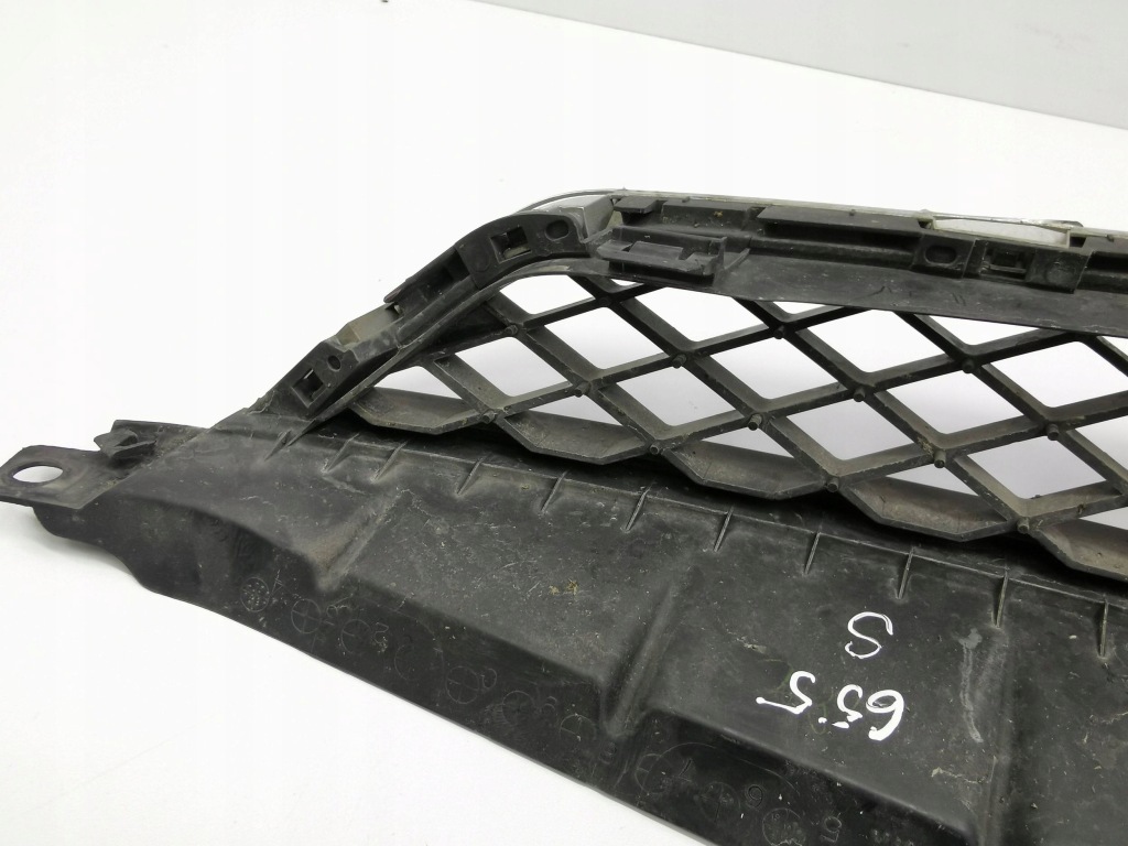 Mazda 5 2006 накладка / решітка радіатора / решітка  верхній радіатора Доставка