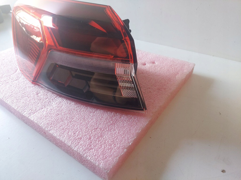 фото №5, Audi q4 e-tron лампа ліва задня задня led