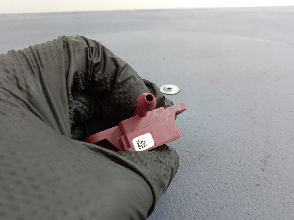 фото №4, Cls w257 датчик защиты пешеходов a2579050000