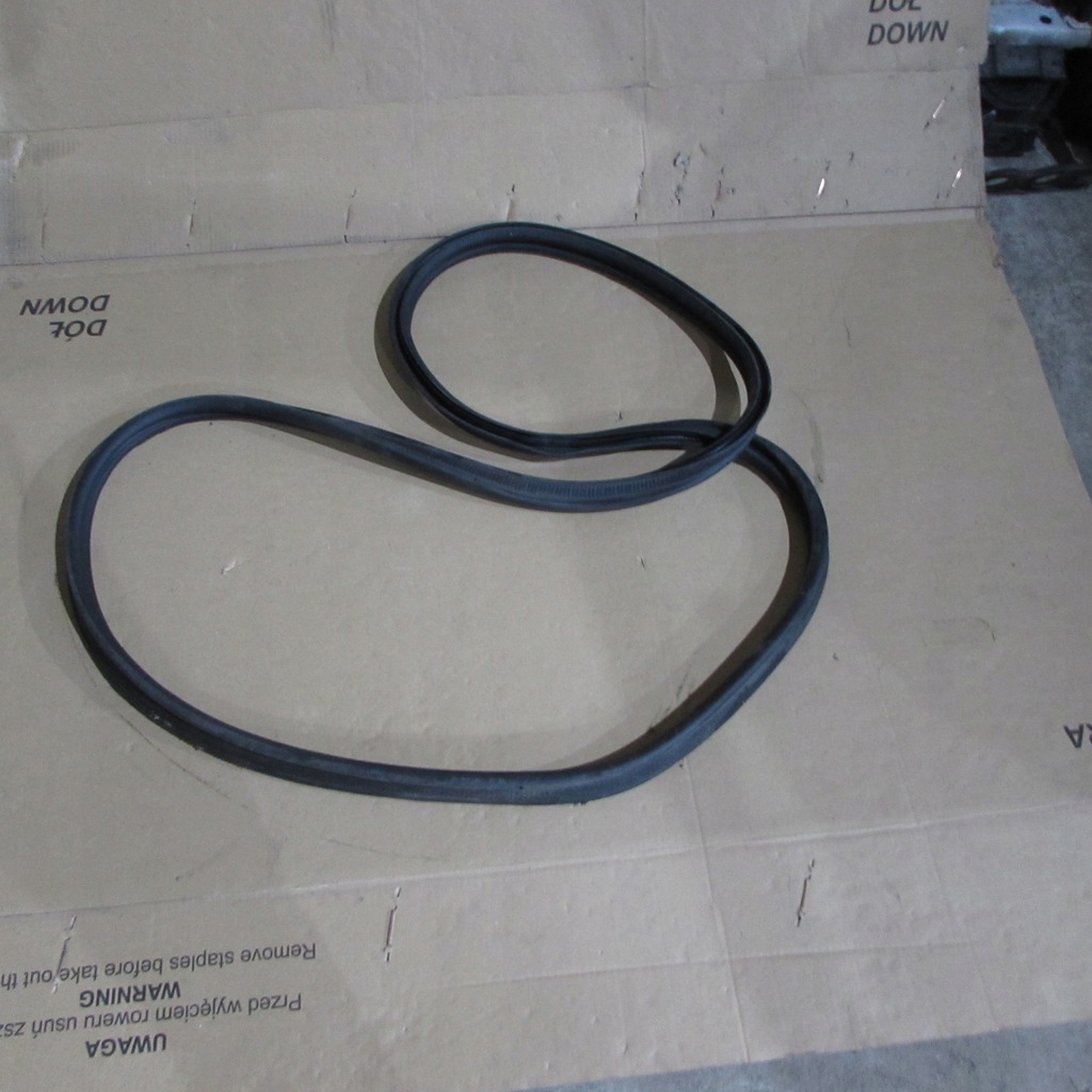 фото №1, Прокладка багажника renault zoe