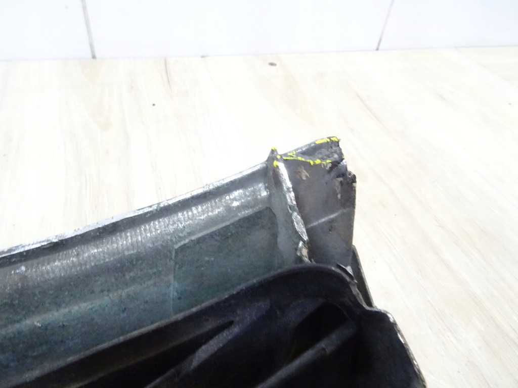 Toyota land cruiser 100 j100 решітка радіатора решітка радіатора бампера перед 53111-60350 Недорого