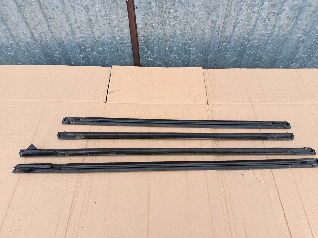 фото №11, Комплект окон накладка chromowanych скребок молдинг дверь ford fiesta mk7 lift