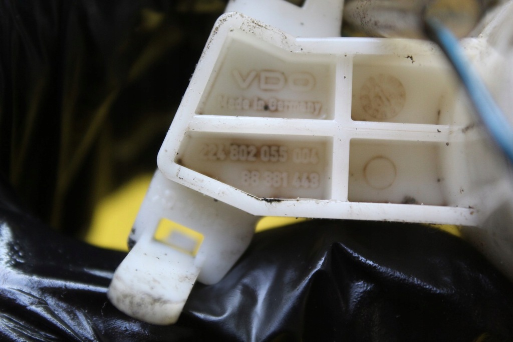 фото №7, Датчик пального поплавок a8 d3 4.0 tdi 224802055004