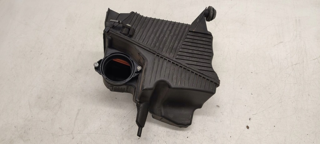 фото №6, Корпус фільтра повітря renault scenic ii lift 1,5 dci