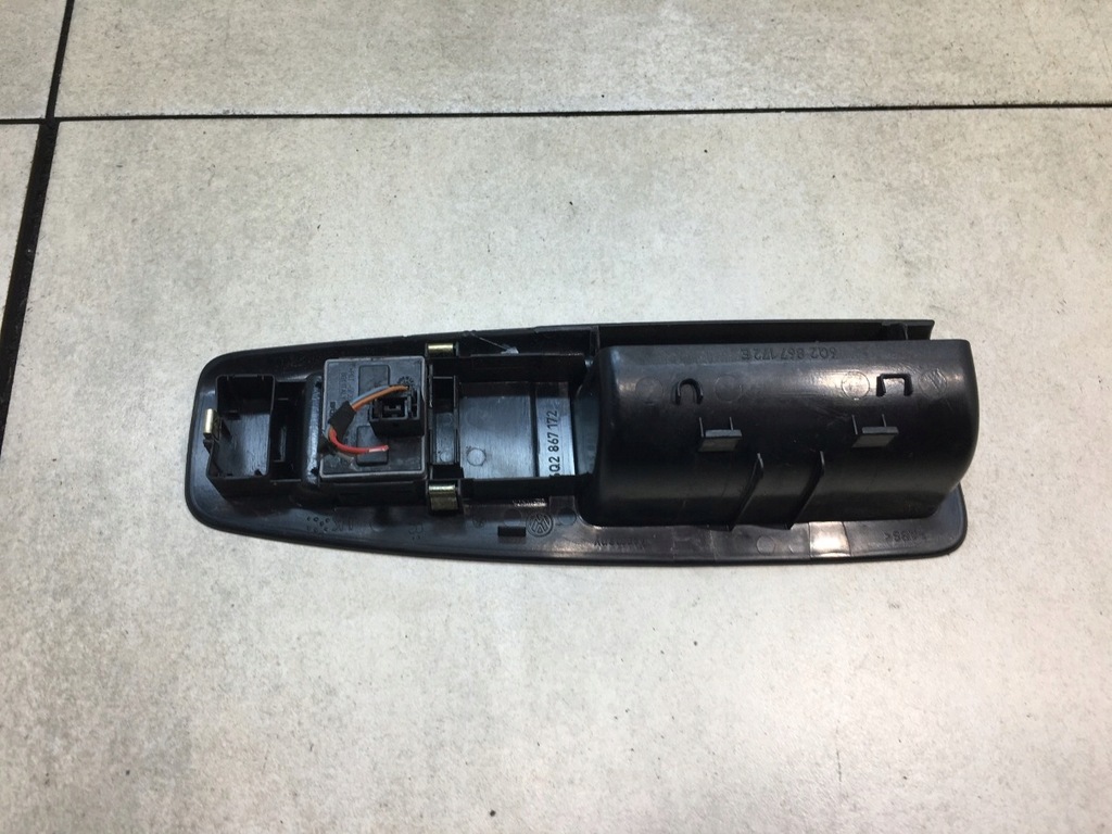 фото №5, Панель вікон лівий перед vw polo iv 9n 6q2867172 6q2867172e