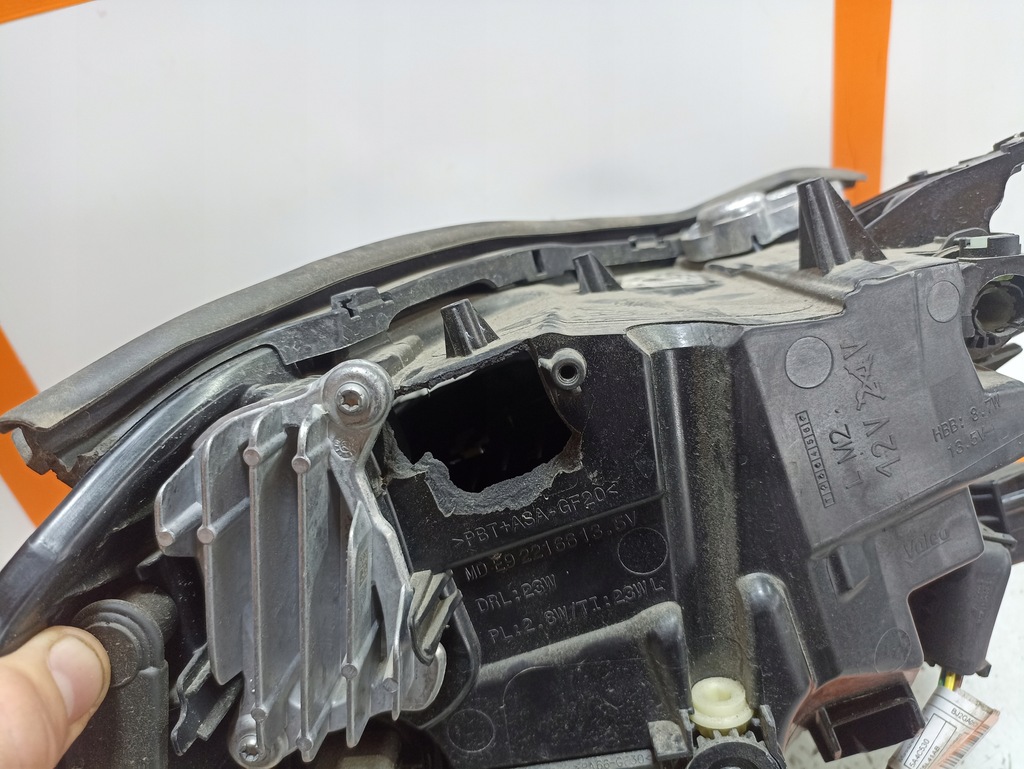 фото №14, Bmw 1 f40 лампа левая передняя led 5a1e057