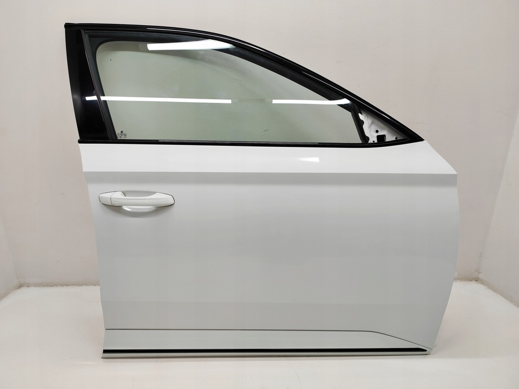 фото №1, Skoda superb iii двері перед праве lf9f