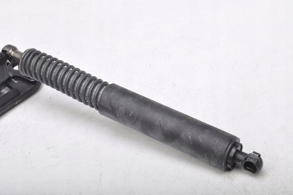 фото №7, Volvo v70 iii kombi петля кришки привід 31298998 31217640 лівий