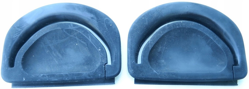 фото №1, Заглушки поперечина полка задняя 2 szt. audi 80 90 b3