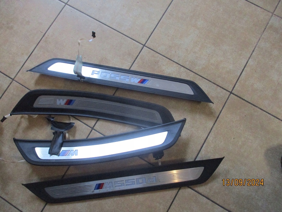 фото №1, Bmw 5 g30 m550d накладки пороговые комплект