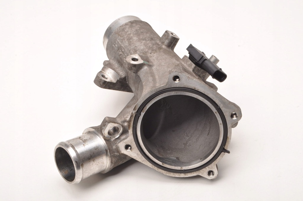 фото №5, Maserati ghibli iii 2.0 гібрид патрубок wody водяний 06700536130 68212570aa