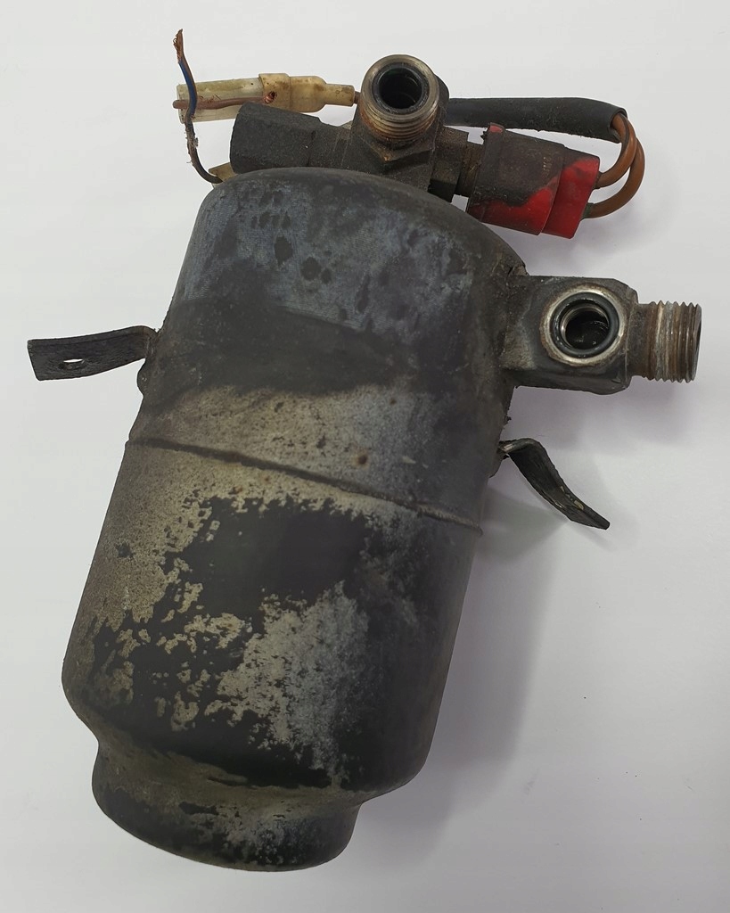 Купити Конденсатор осушувач mercedes w126 sec 5.0 v8