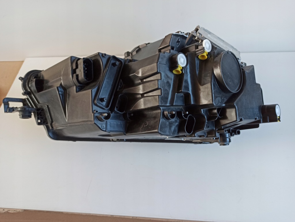 фото №6, Лампа левая skoda karoq 57b941015d