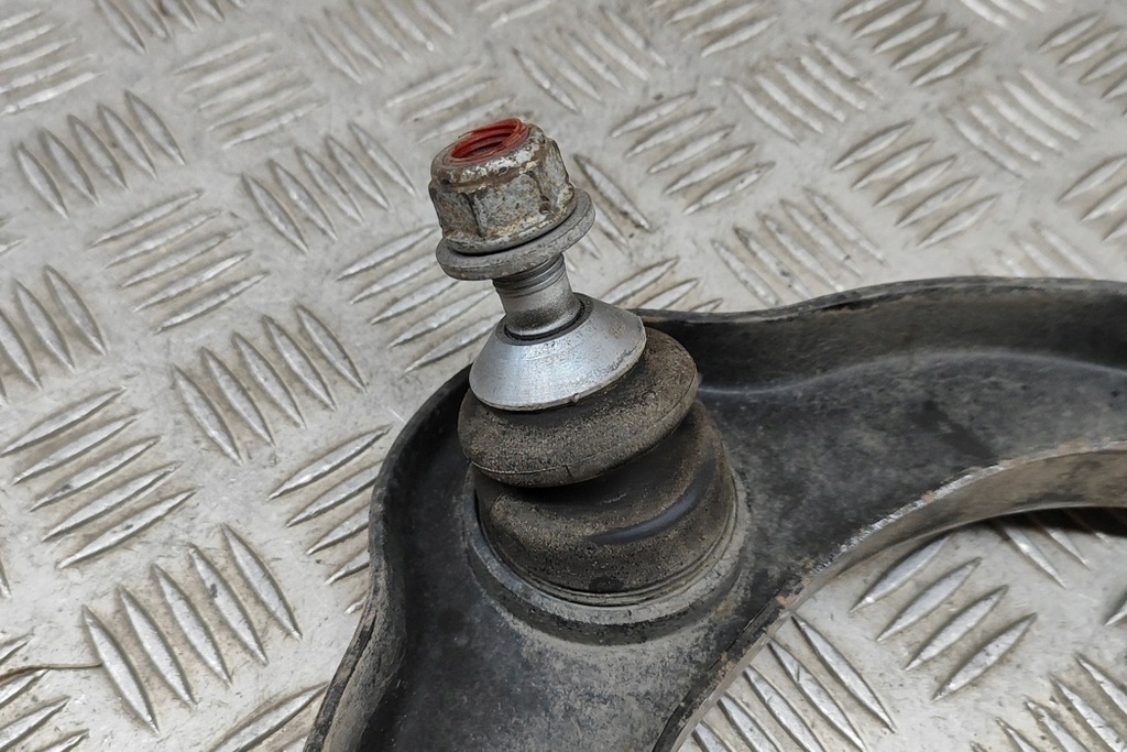 фото №7, Jeep grand cherokee wk2 передній лівий верхній важіль 68217809aa 3.0d 179kw 201