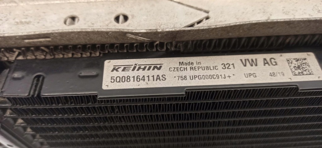 Audi q3 вентилятор радиатор 1.5 tsi 5q0959455bn 5q0816411as в Украине