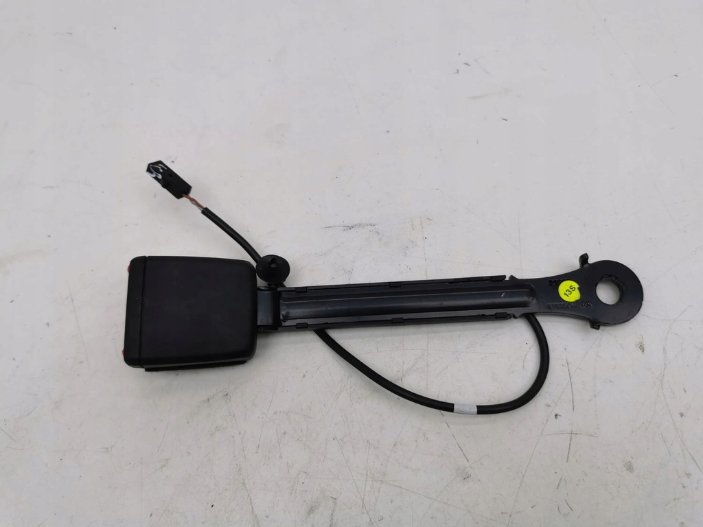 фото №7, Audi a1 2023 пряжка передний поперечина безопасности