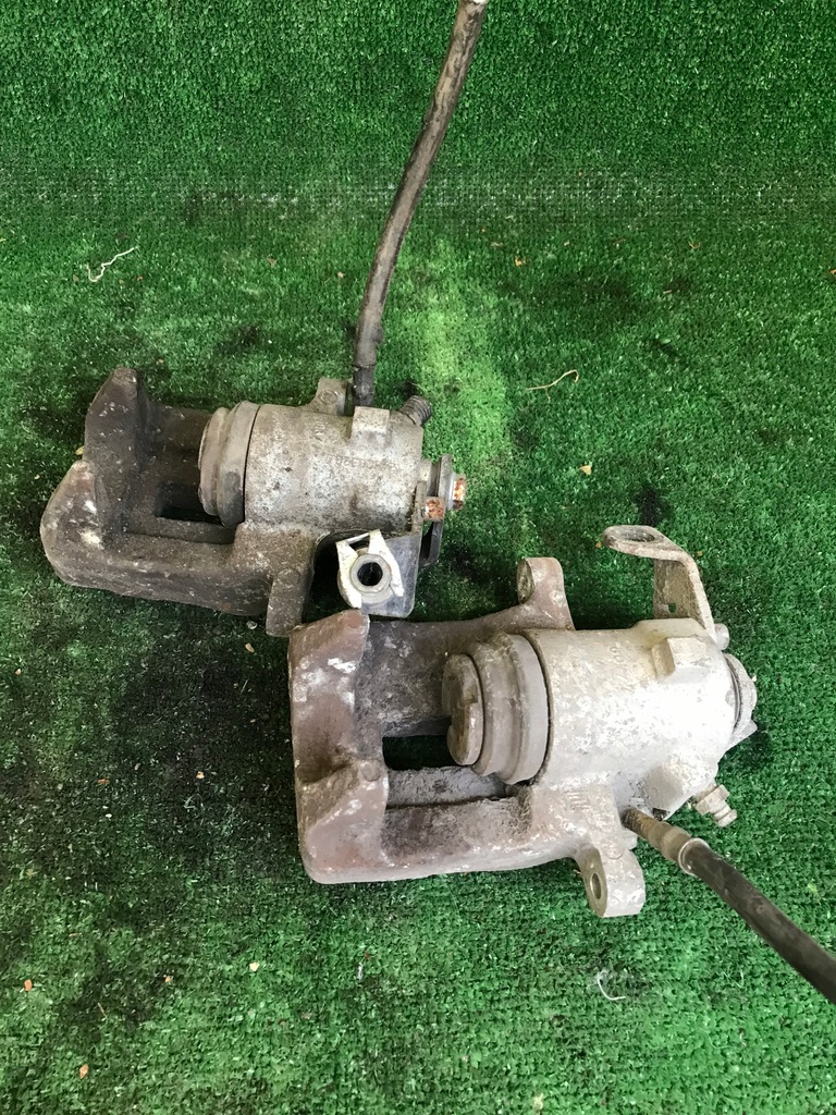 фото №4, Супорт гальмівний задня задній roomster rapid лівий