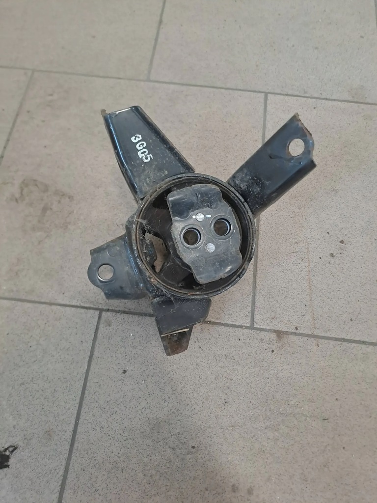 фото №1, Ix35 12-15r 1.7 crdi подушка коробки